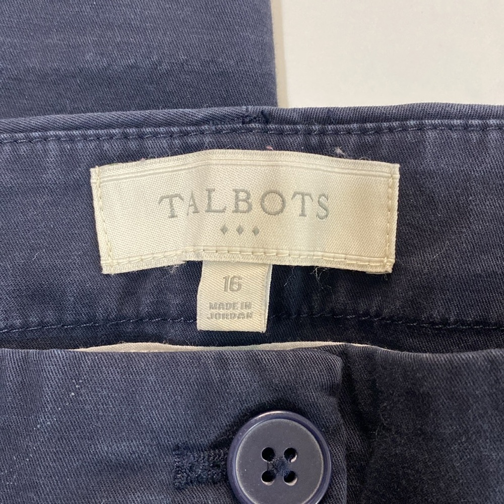 Talbots Capri "Skimmers" Navy Blue Button Details Preppy Classic Size 16‎ - Picture 10 of 11